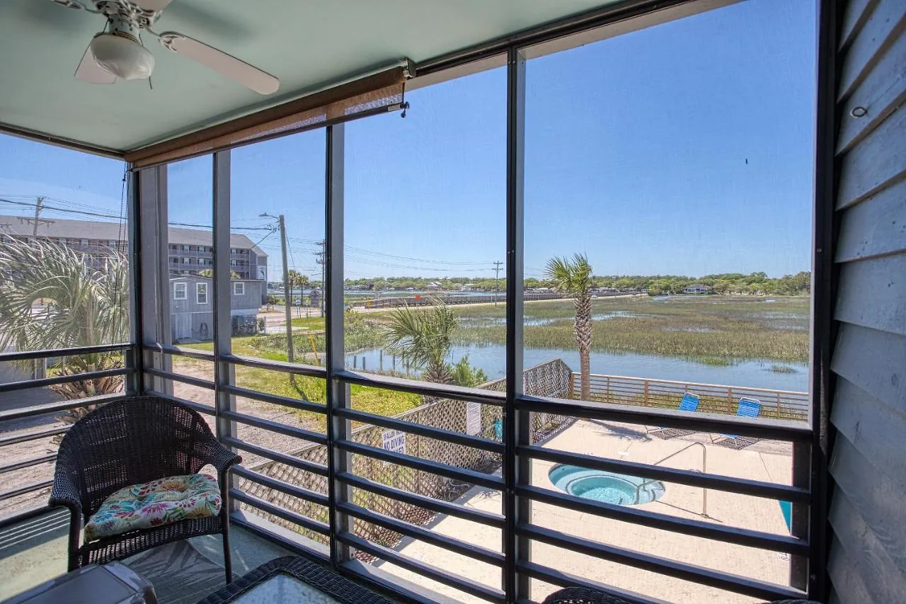 Bella Vista: Marshfront 1 Block To The Beach. Pool & Hot Tub-1st Floor Appartamento *