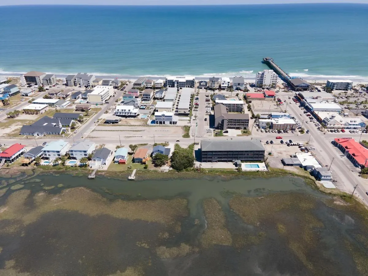Apartment Bella Vista: Marshfront 1 Block To The Beach. Pool & Hot Tub-1st Floor *