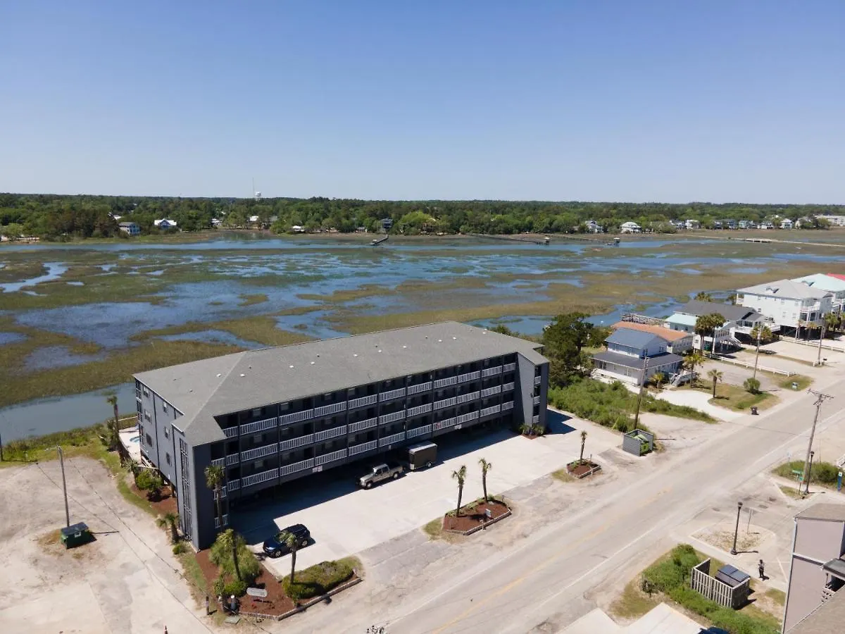 Bella Vista: Marshfront 1 Block To The Beach. Pool & Hot Tub-1st Floor Apartment Murrells Inlet