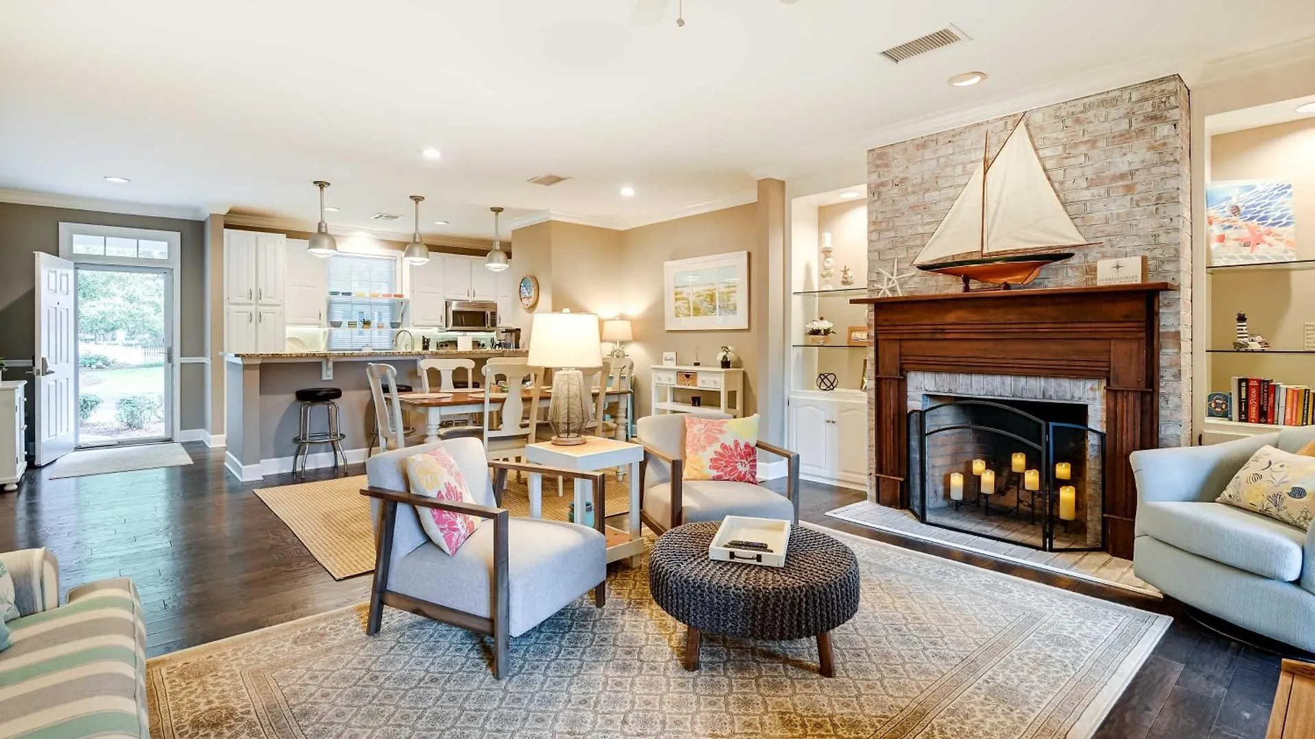 Charming Near Golf Courses And Marsh Walk! Murrells Inlet