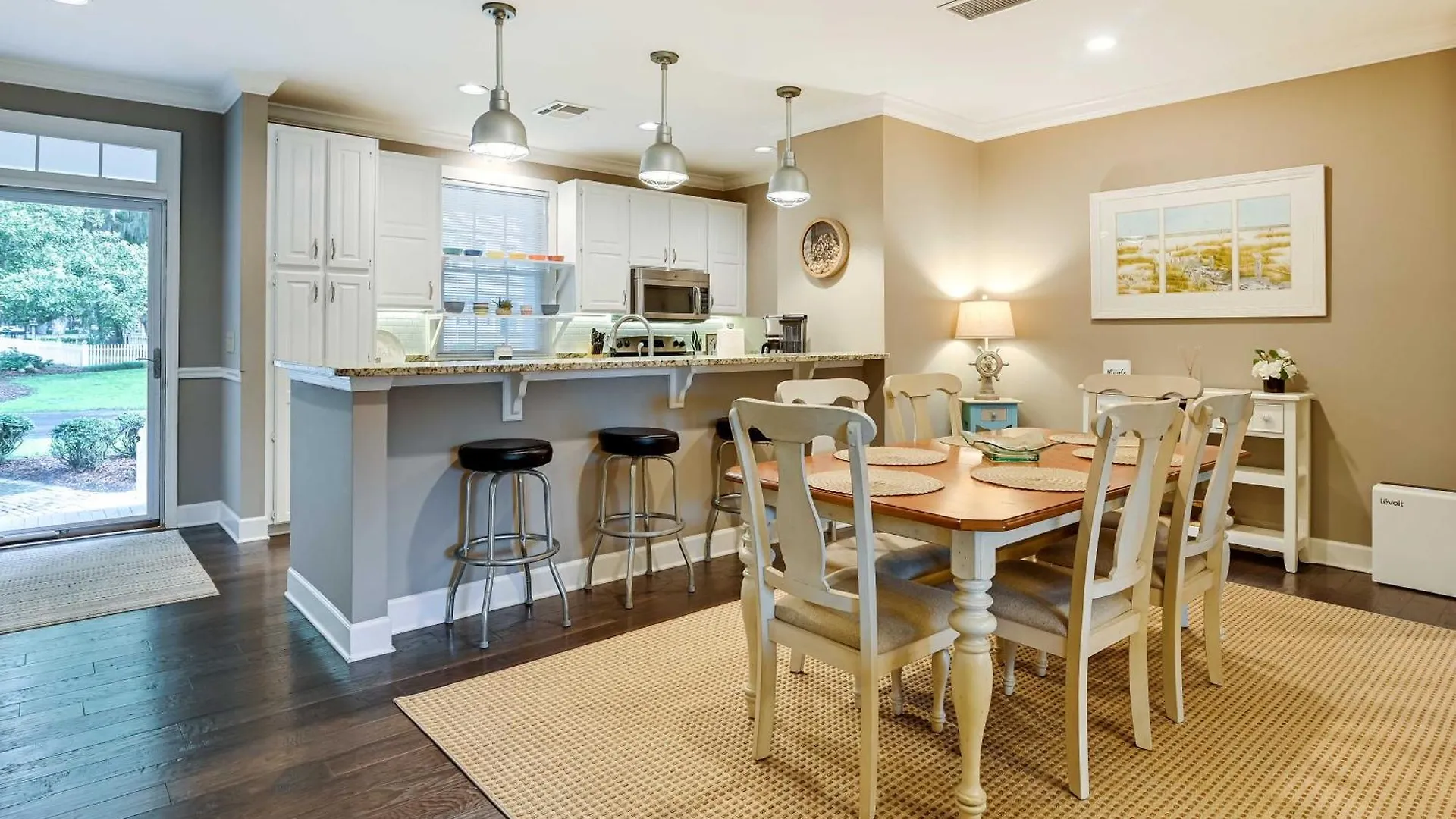 Holiday home Charming Near Golf Courses And Marsh Walk!