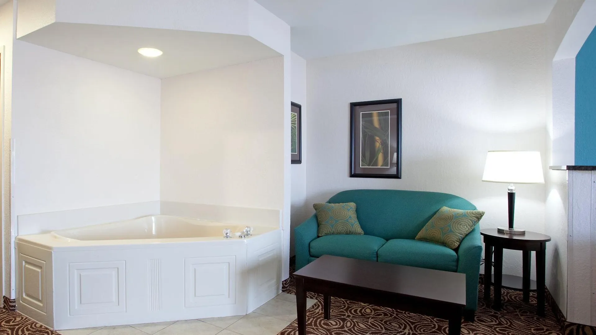 Country & By Radisson, Murrells Inlet, Sc
