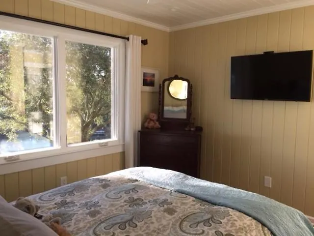 Waterside Retreat